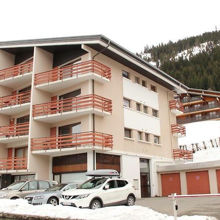 Les Ambrunes Chatel Exterior photo